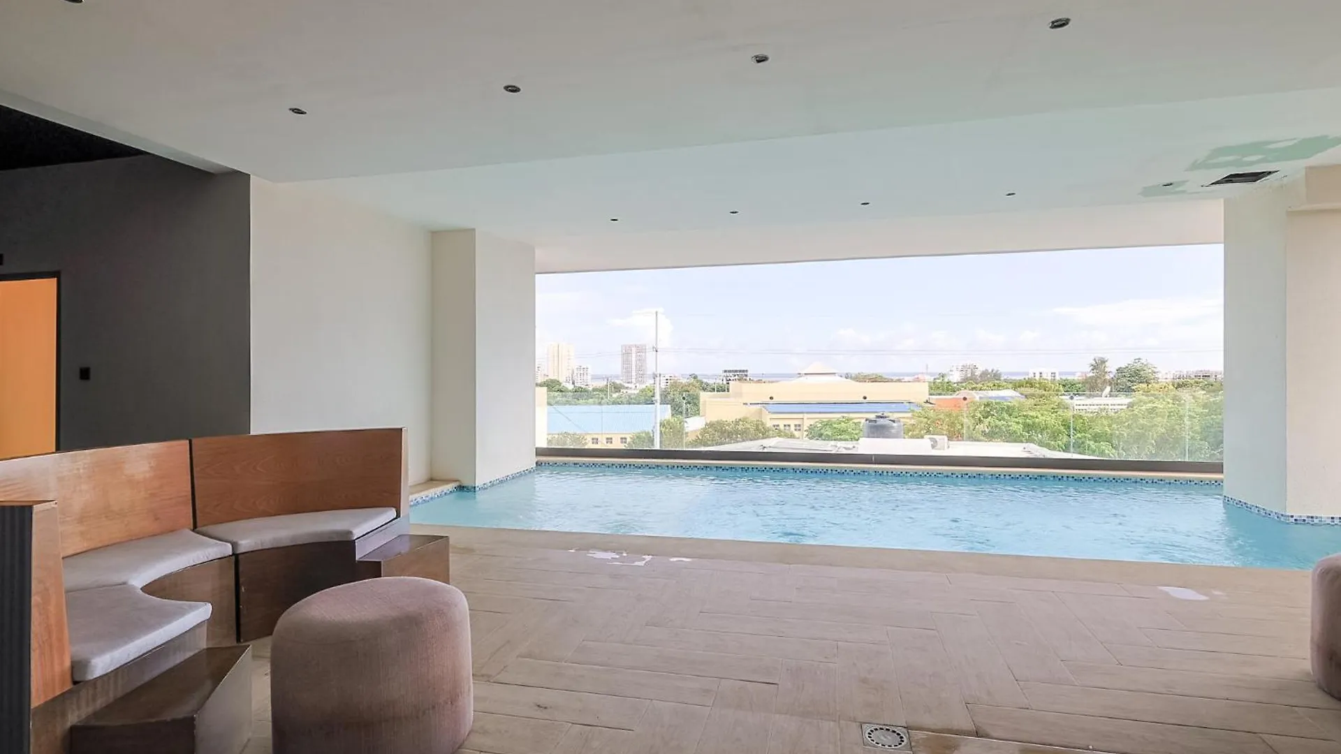 Charming City Center Apt, Pool Santo Domingo 0*,